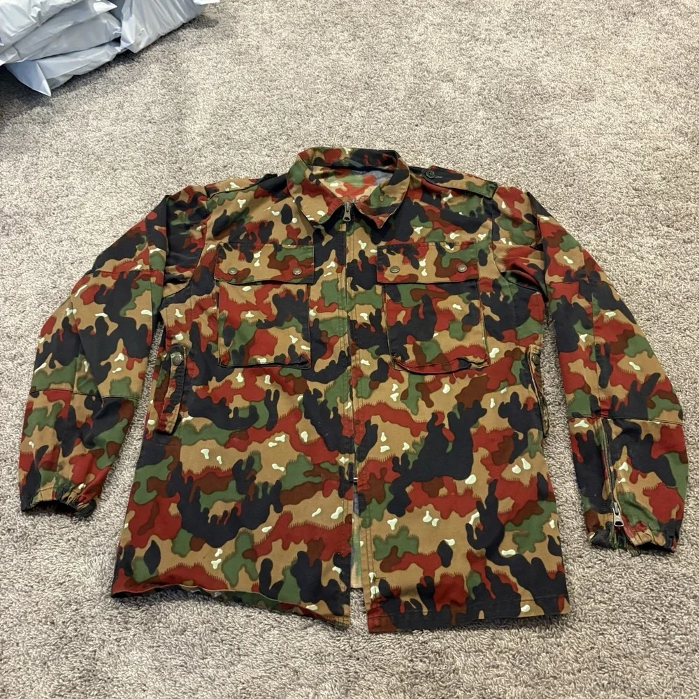 Large Swiss Army M83 Alpenflage Field Jacket Military Camouflage M70 USA PATCH!!